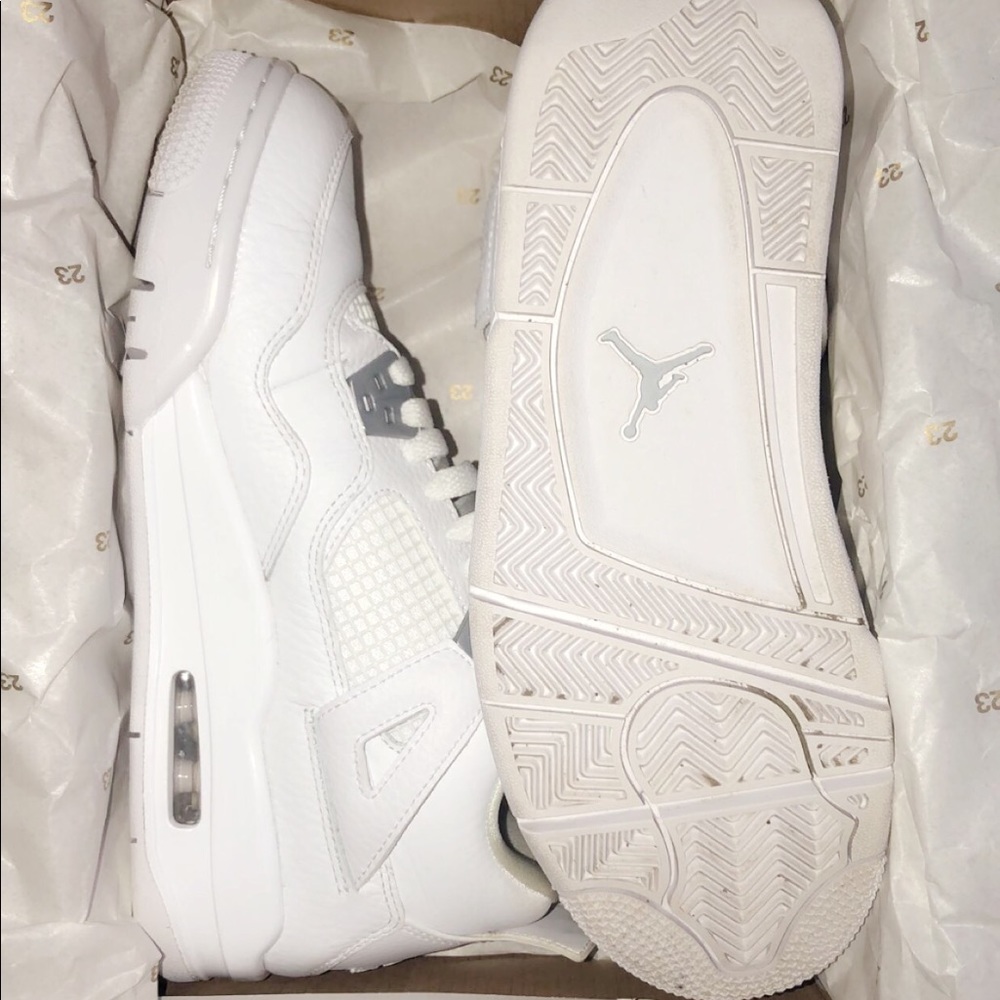 Jordan retro 4’s